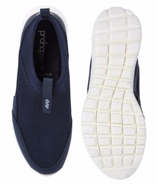 spunk shoes price in big bazaar