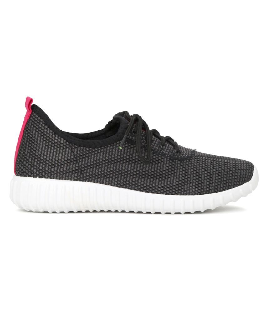 london rag solid black sneakers