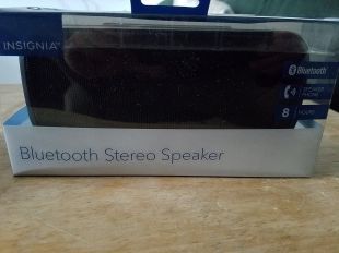 insignia portable stereo speaker