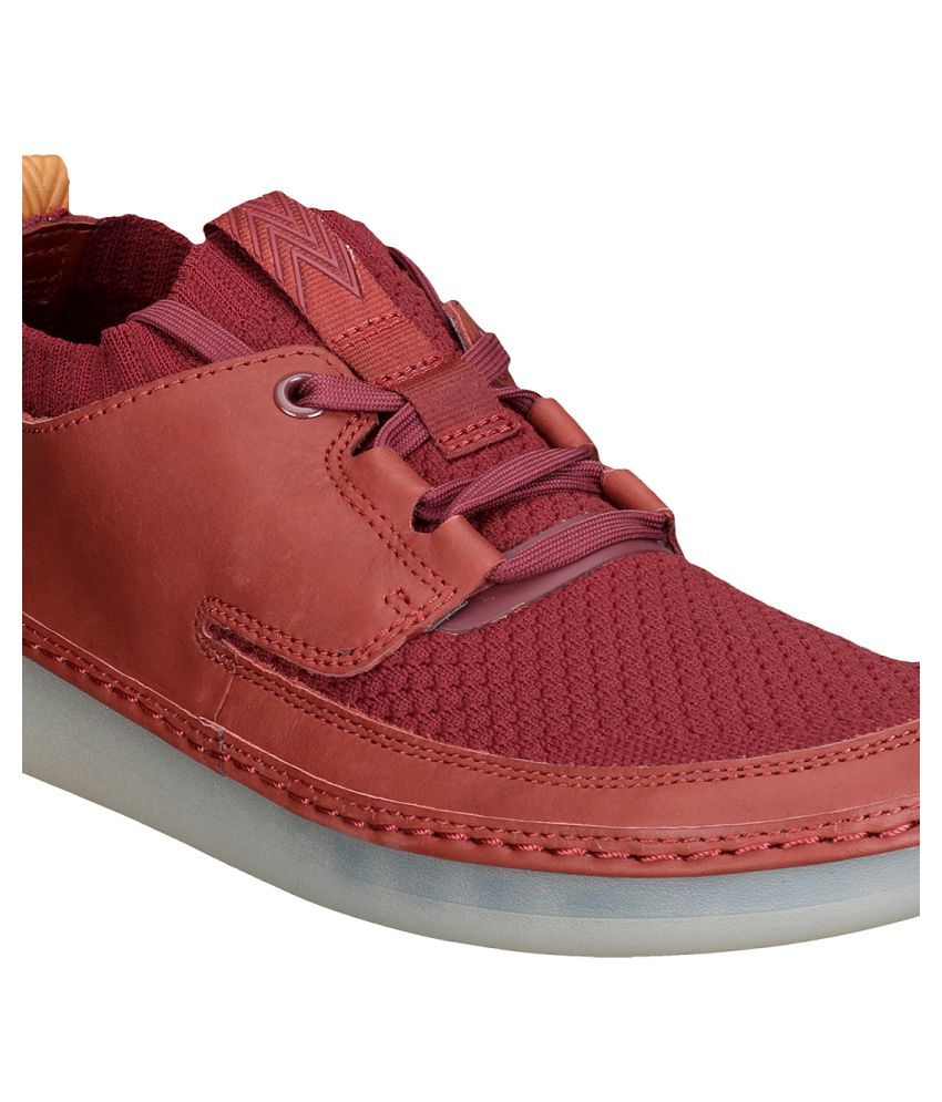 clarks maroon shoes