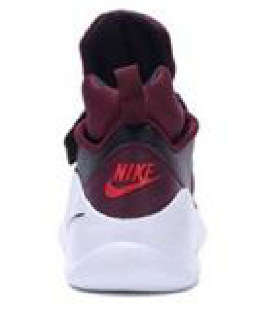nike kwazi sports shoes