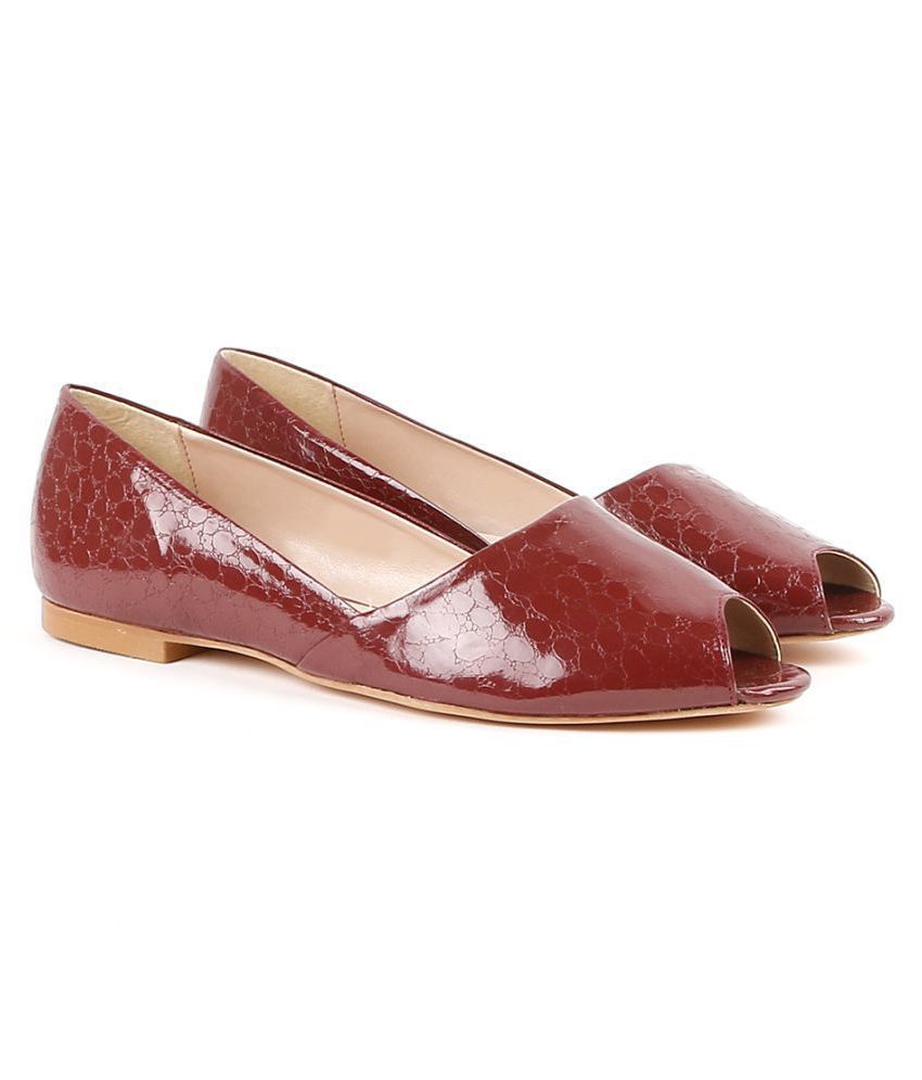 maroon pointed flats