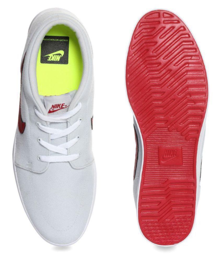 nike multi color shoes
