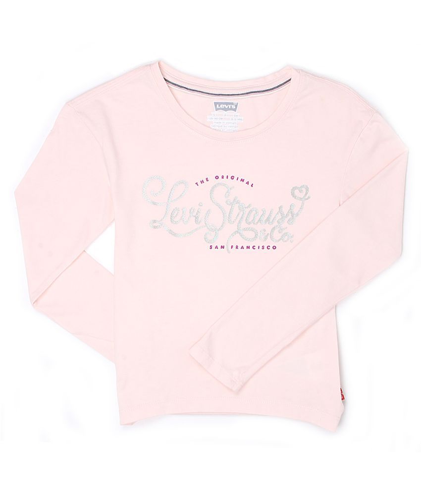 levi pink tshirt