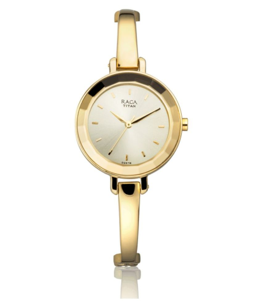 titan raga smart watch