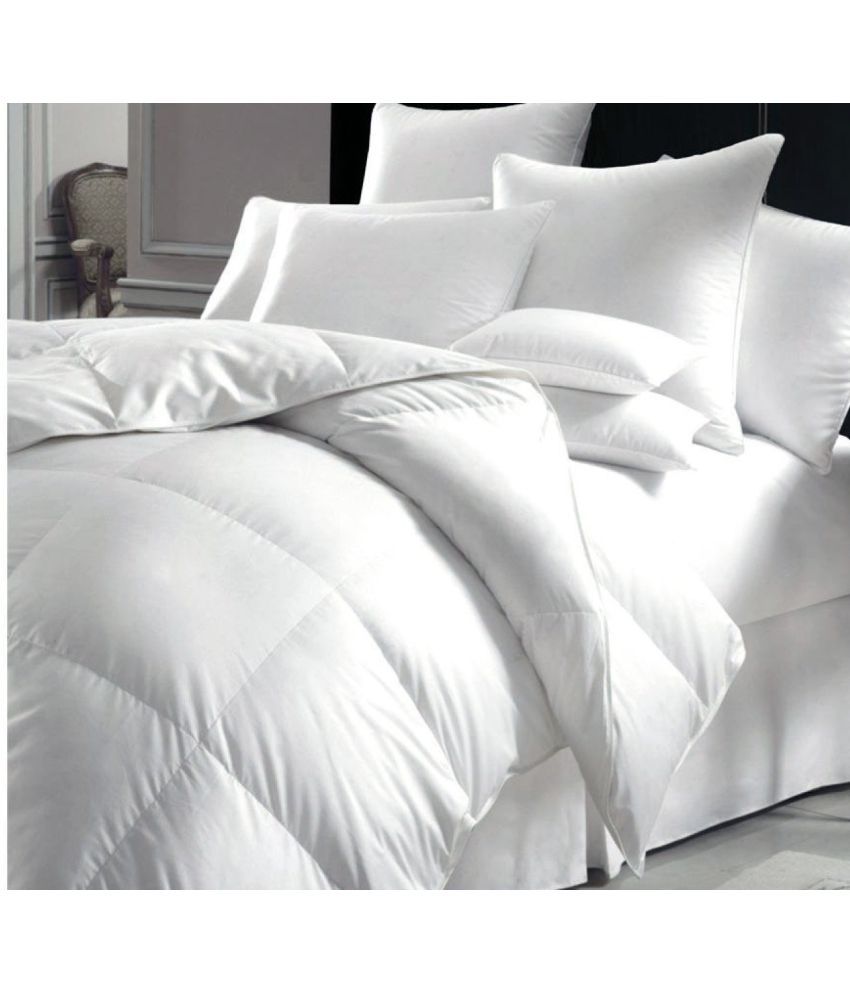 AVI Double Polyester Plain White Comforter Buy AVI Double Polyester
