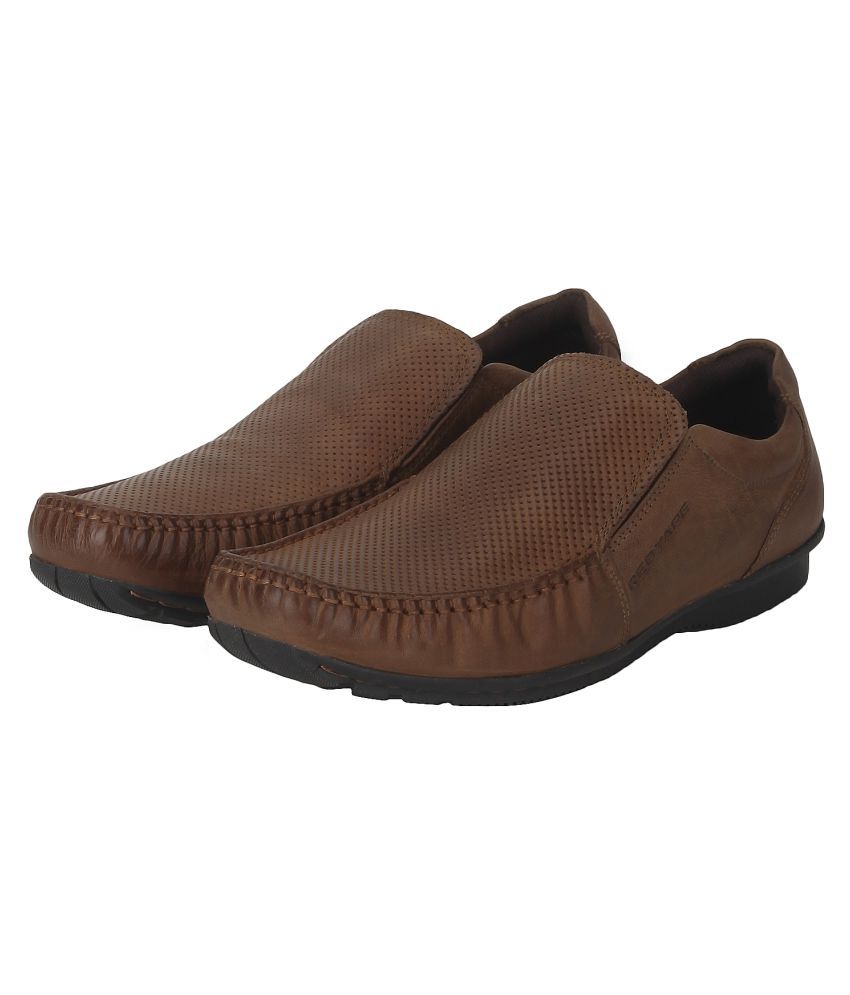 red tape flat sole shoes