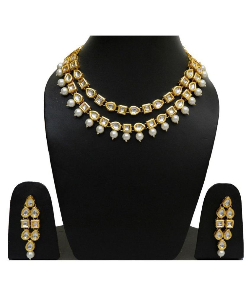 Earrings (Fashion Jewellery 