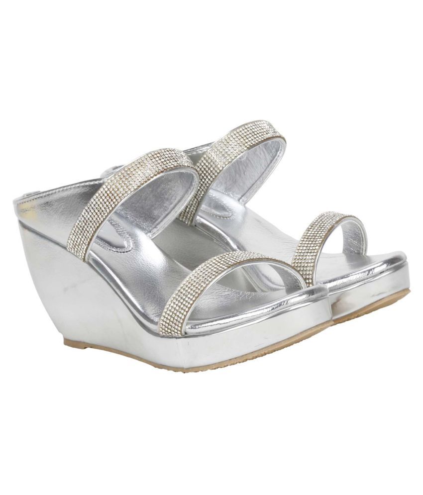 silver flats 9.5