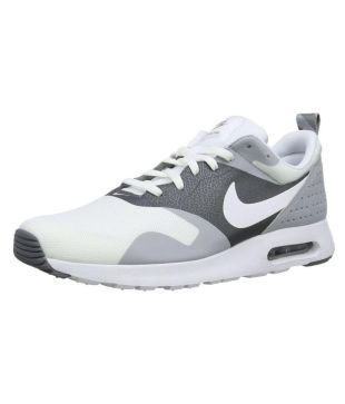 nike air tavas 2018