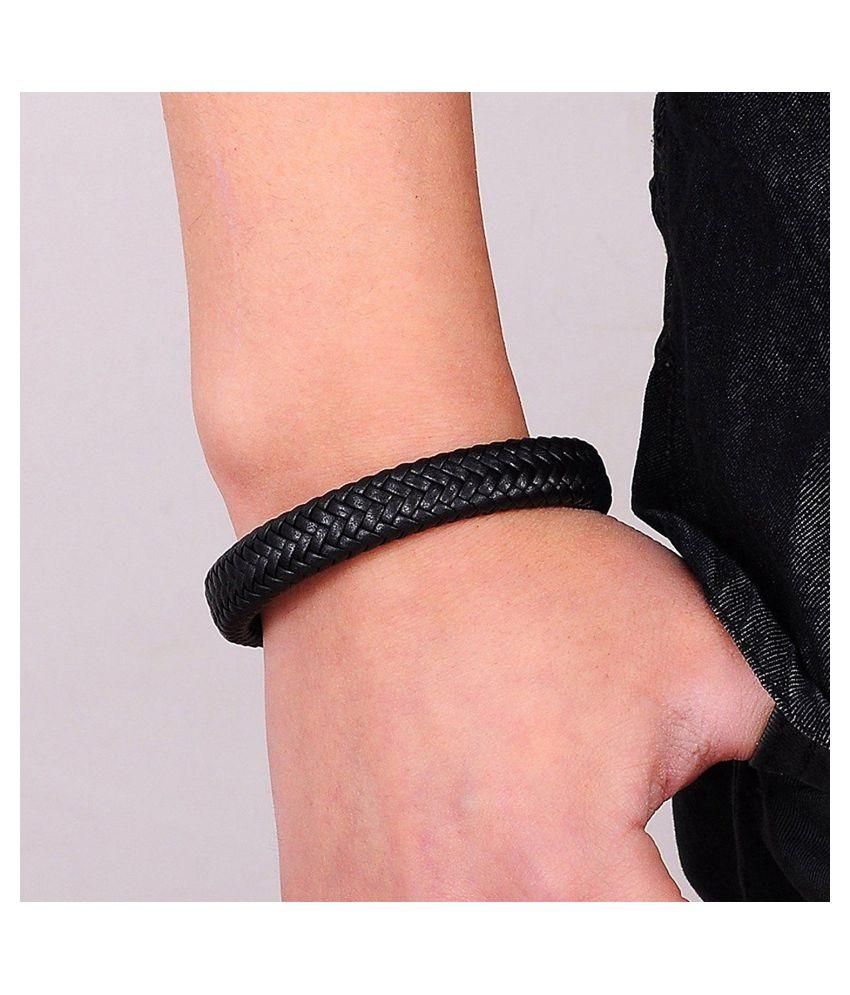 black colour ka bracelet