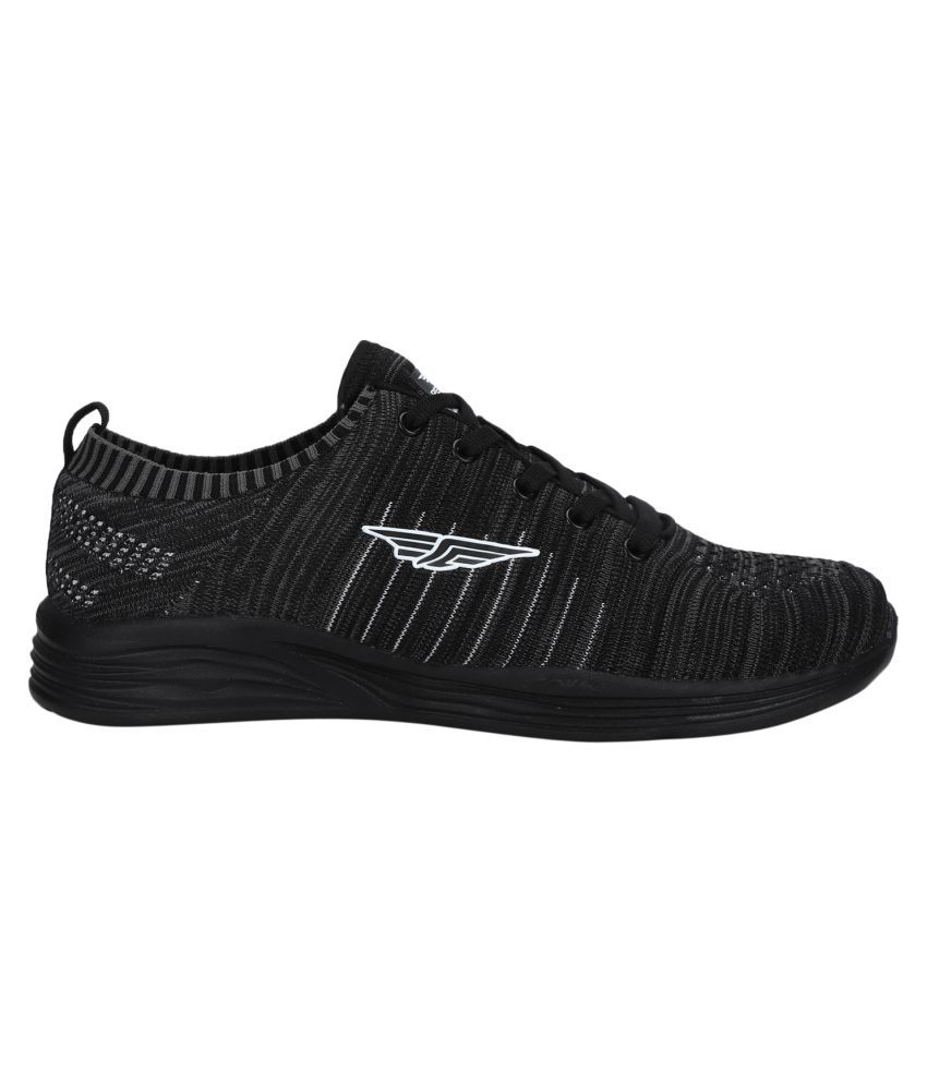 red tape black sports shoes