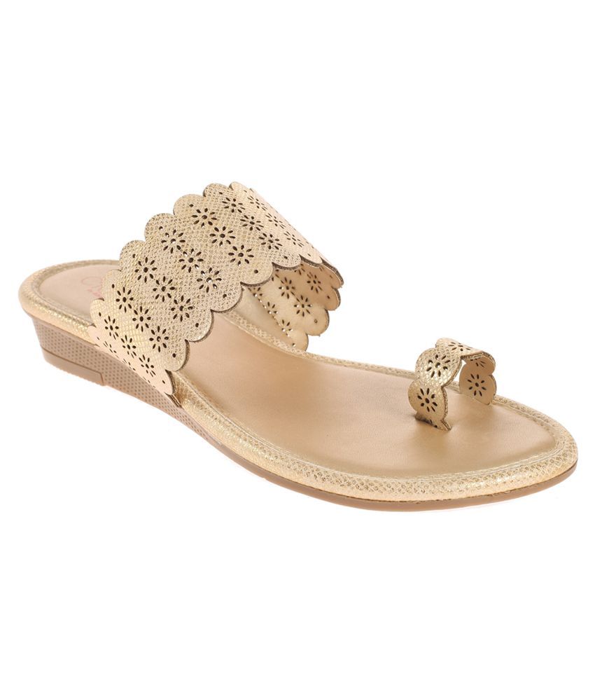 patent leather beige flats