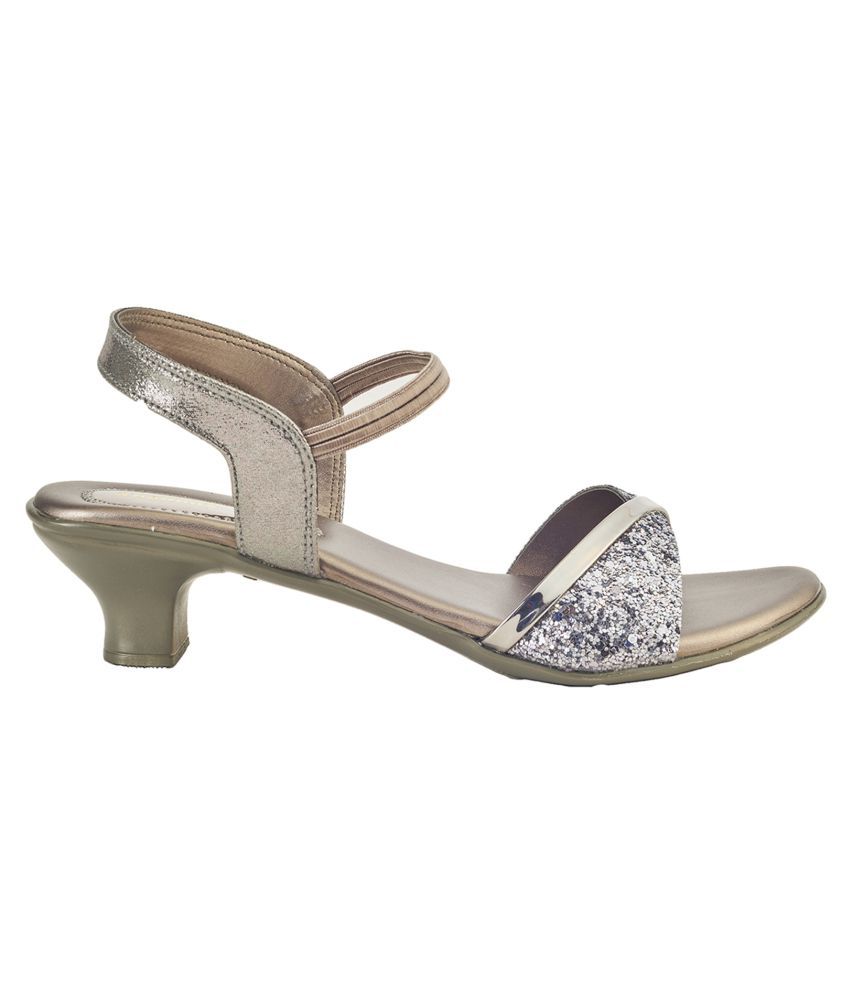khadims high heels