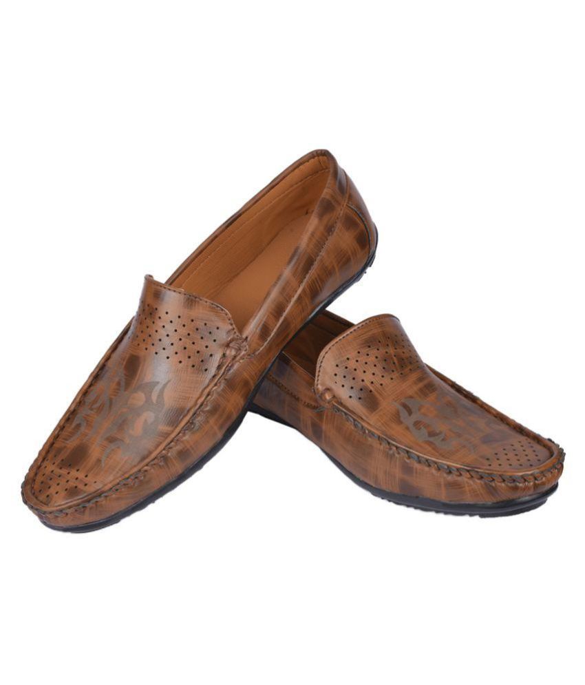 LEE INDIAN Brown Loafers - Buy LEE 
