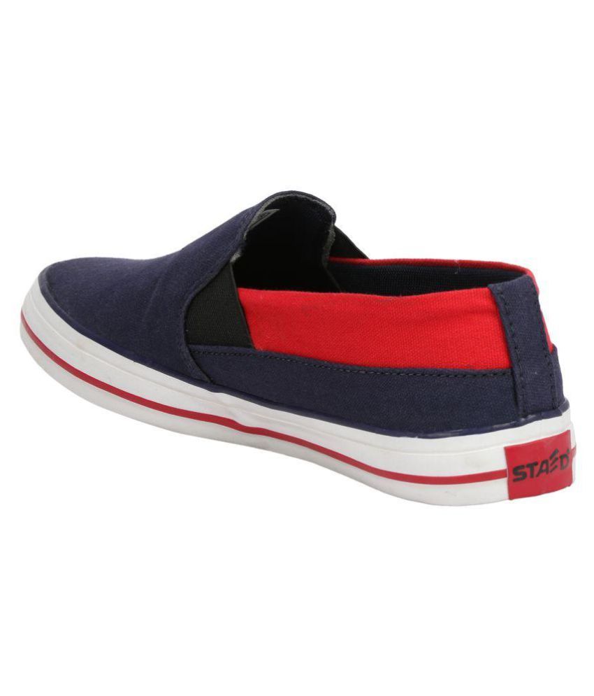 striker casual shoes