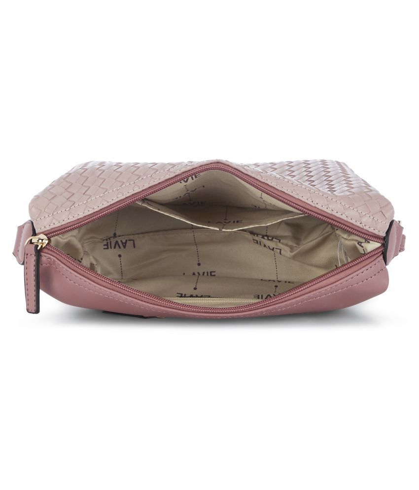 Lavie Sling Bag Review I Indianyoutuber IUCN Water