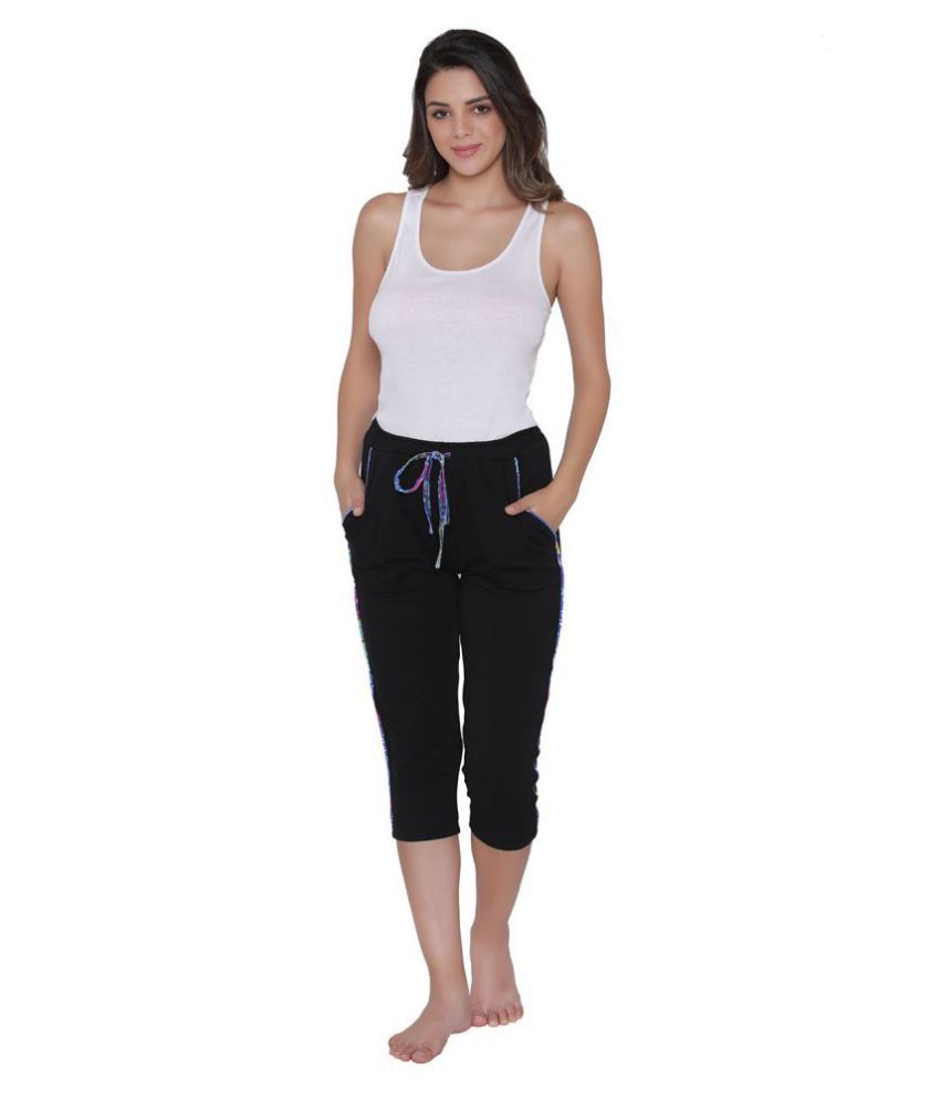     			Clovia Cotton Night Capris - Black