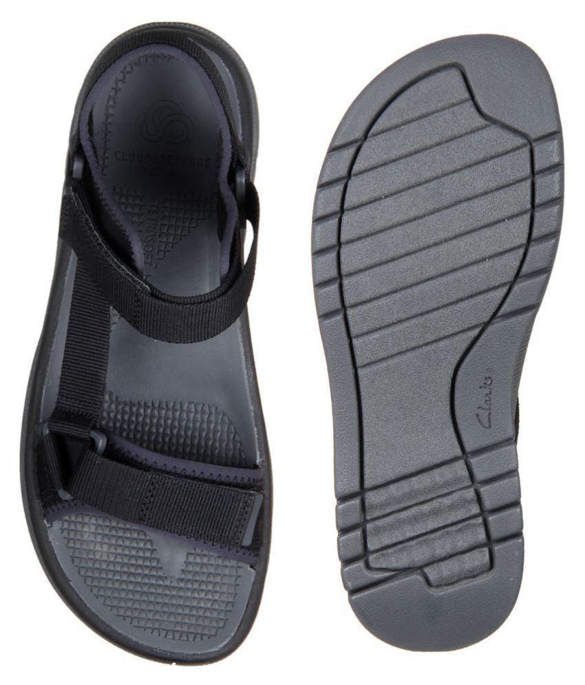 clarks black sandals size 4