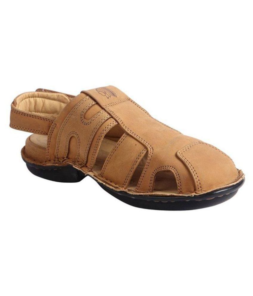 price of red chief sandals