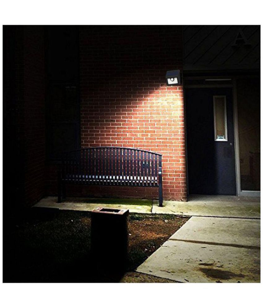 House Of Quirk 30W Solar Outdoor Wall Light Pack of 1