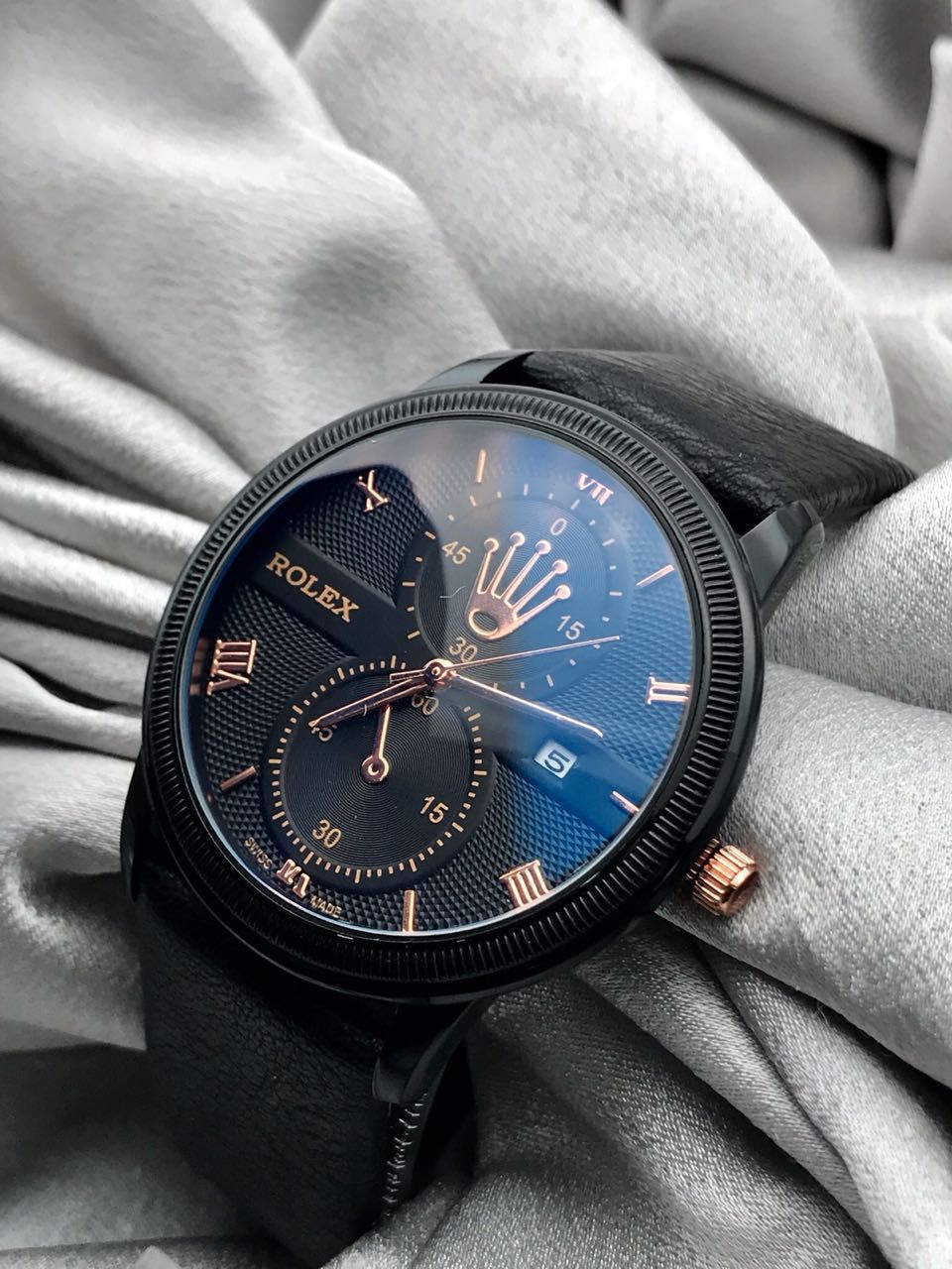 Shop In Style 1180 Leather Analog Men\u0027s Watch