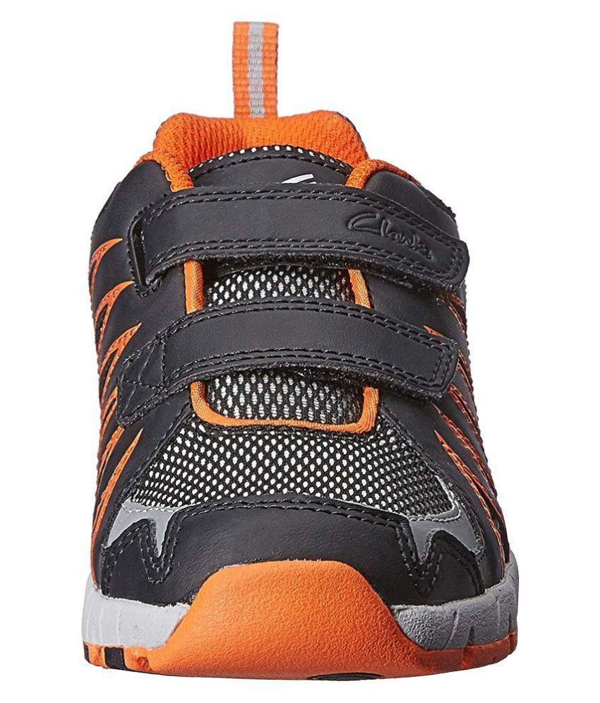 clarks boys shoes