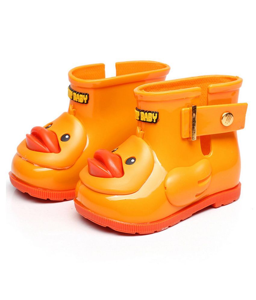 anti water shoes