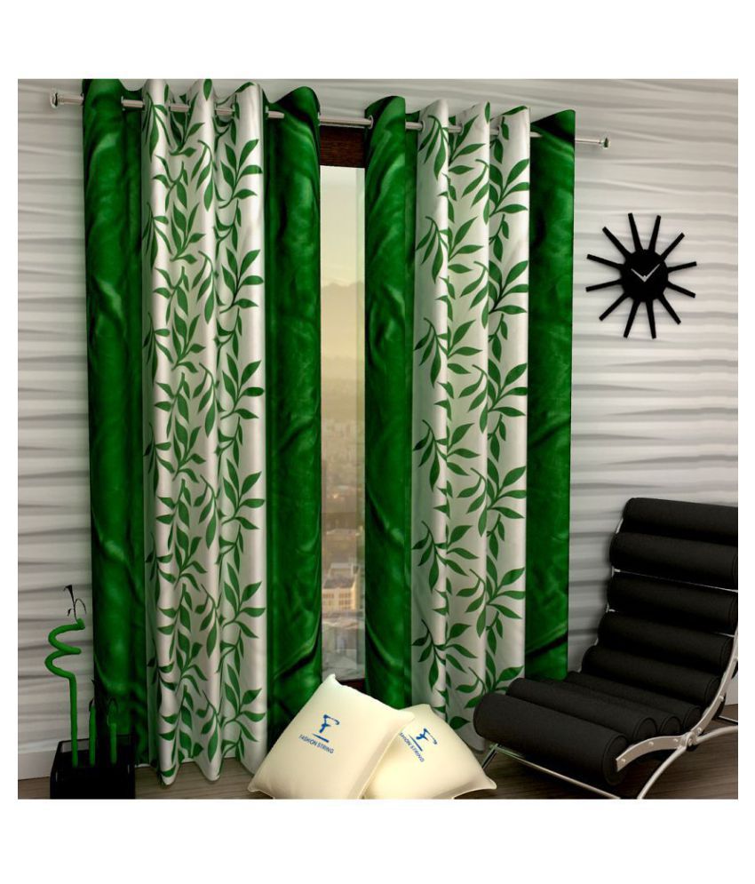     			Fashion String Set of 2 Window Semi-Transparent Eyelet Polyester Curtains Green