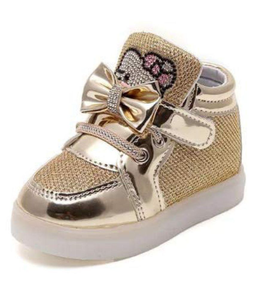 trendy shiny shoes