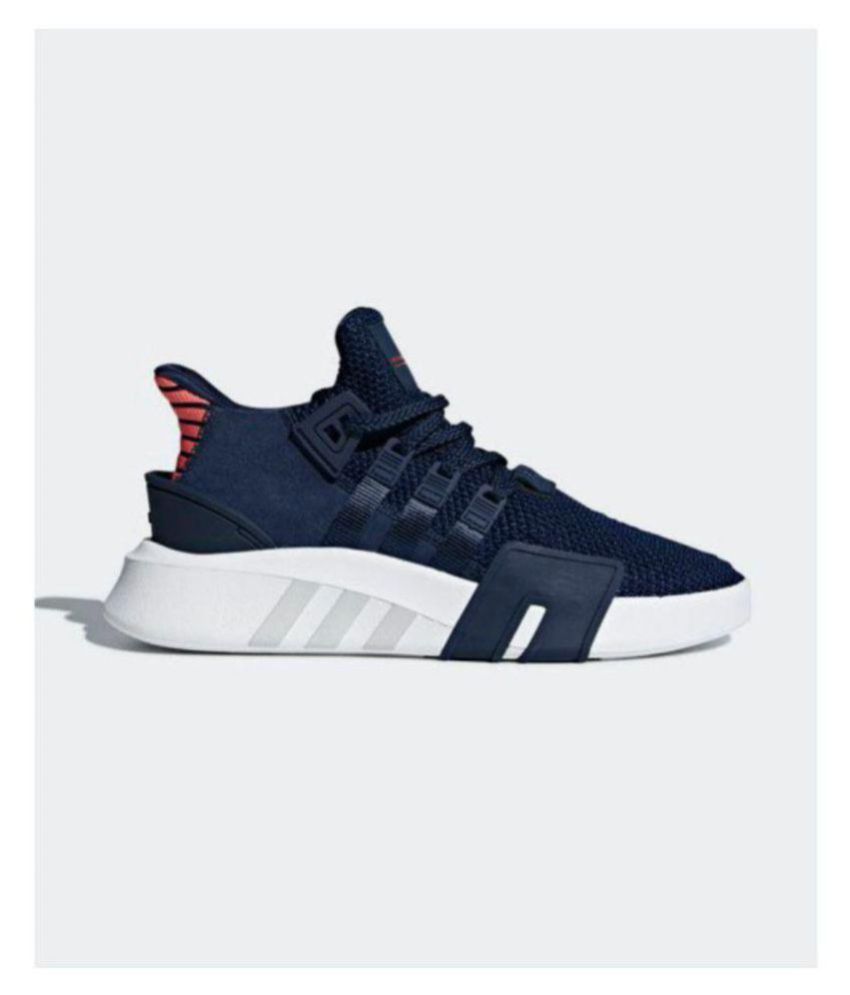 navy blue basketball sneakers