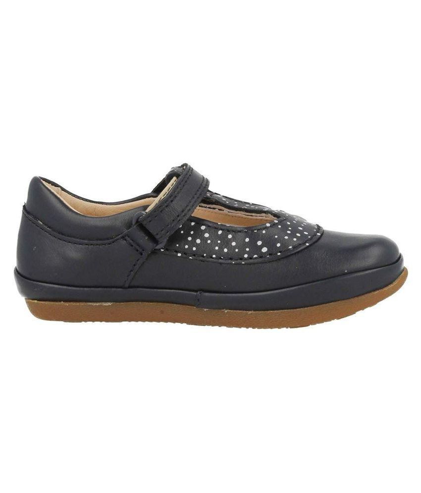 Clarks Girls First Walking Shoes Price in India Buy Clarks Girls First Walking Shoes Price in India Buy