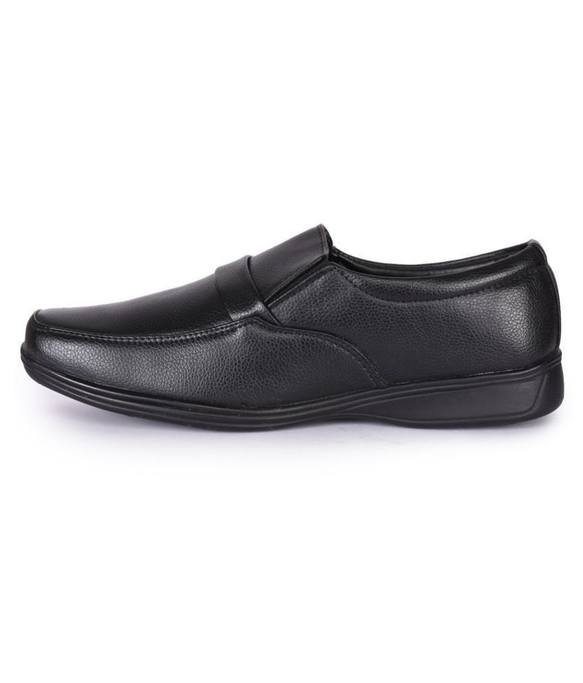 action shoes discount