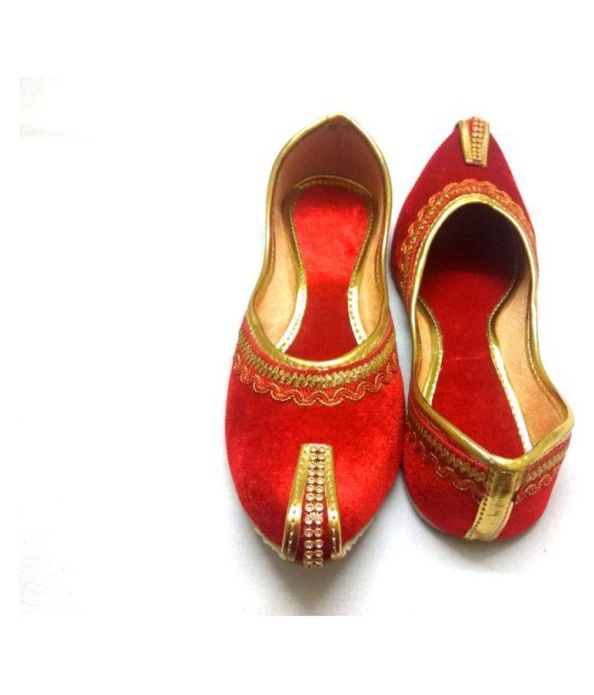 ethnic footwear for women's