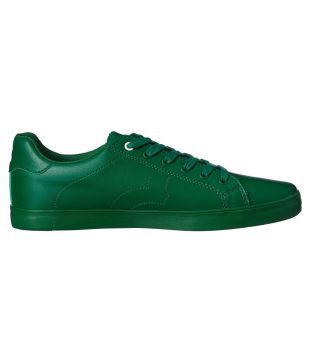 colors of benetton shoes