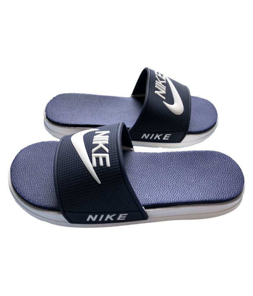 nike flip flops blue