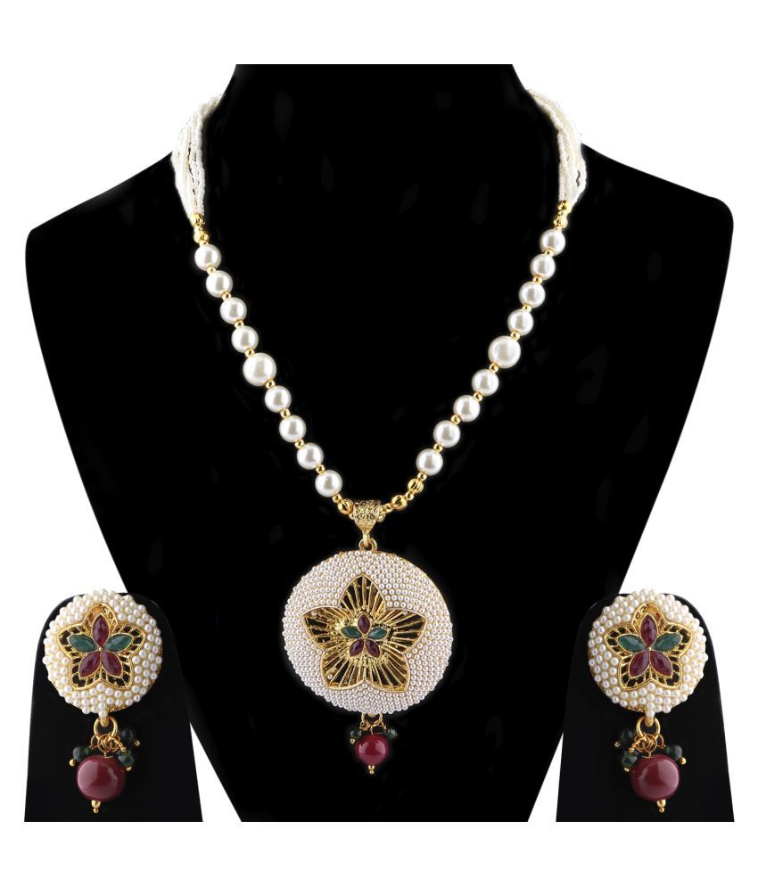     			Silver Shine Alloy White Choker Traditional Antique Necklaces Set