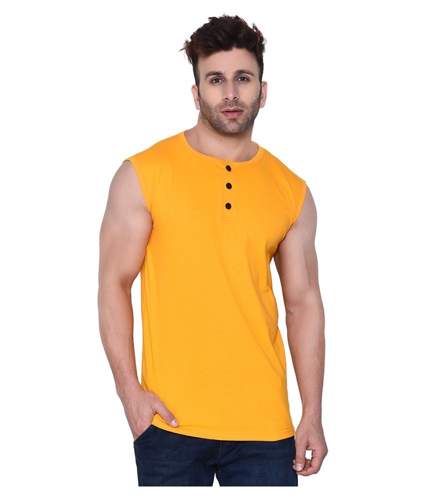     			Tfurnish Cotton Blend Yellow Solids T-Shirt