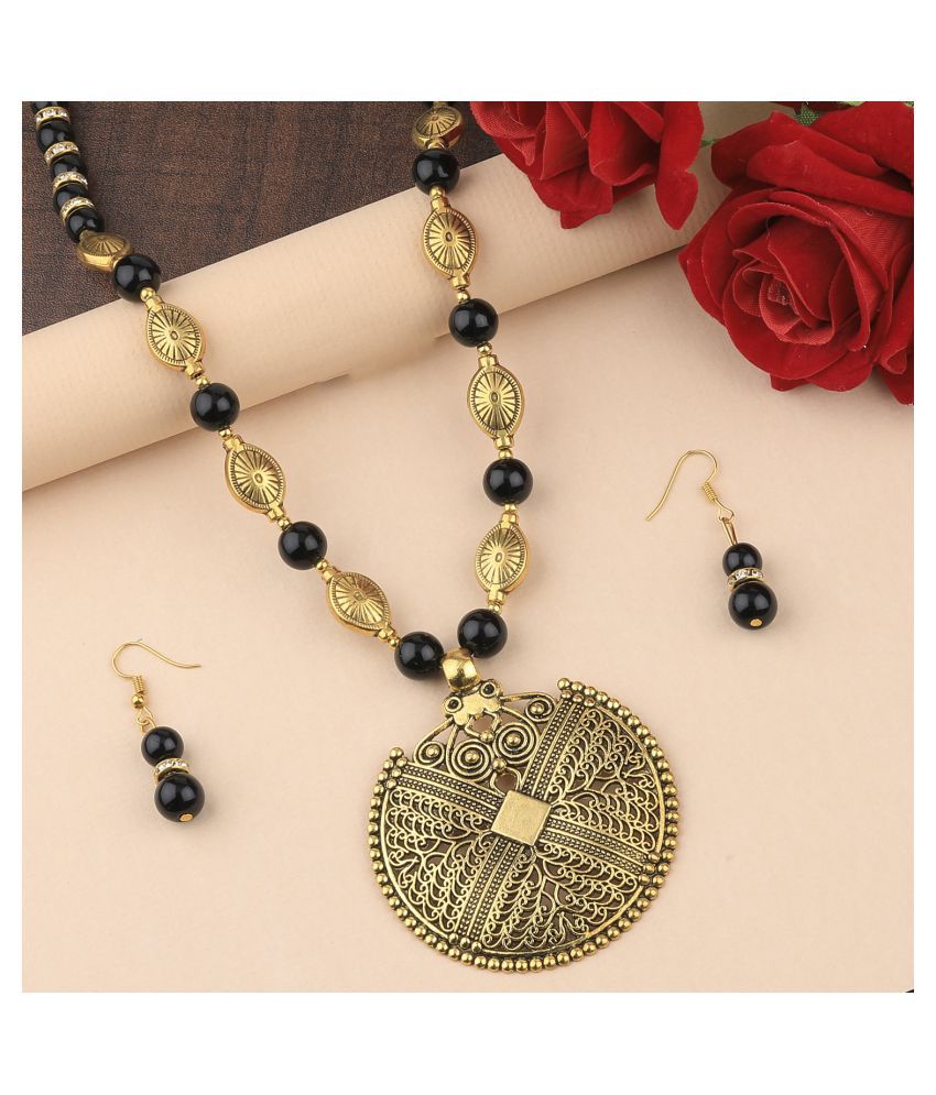     			SILVERSHINE Designer Adjustable  Fancy look Gold Oxidised Pendant Black Pearl mala set for Women girl