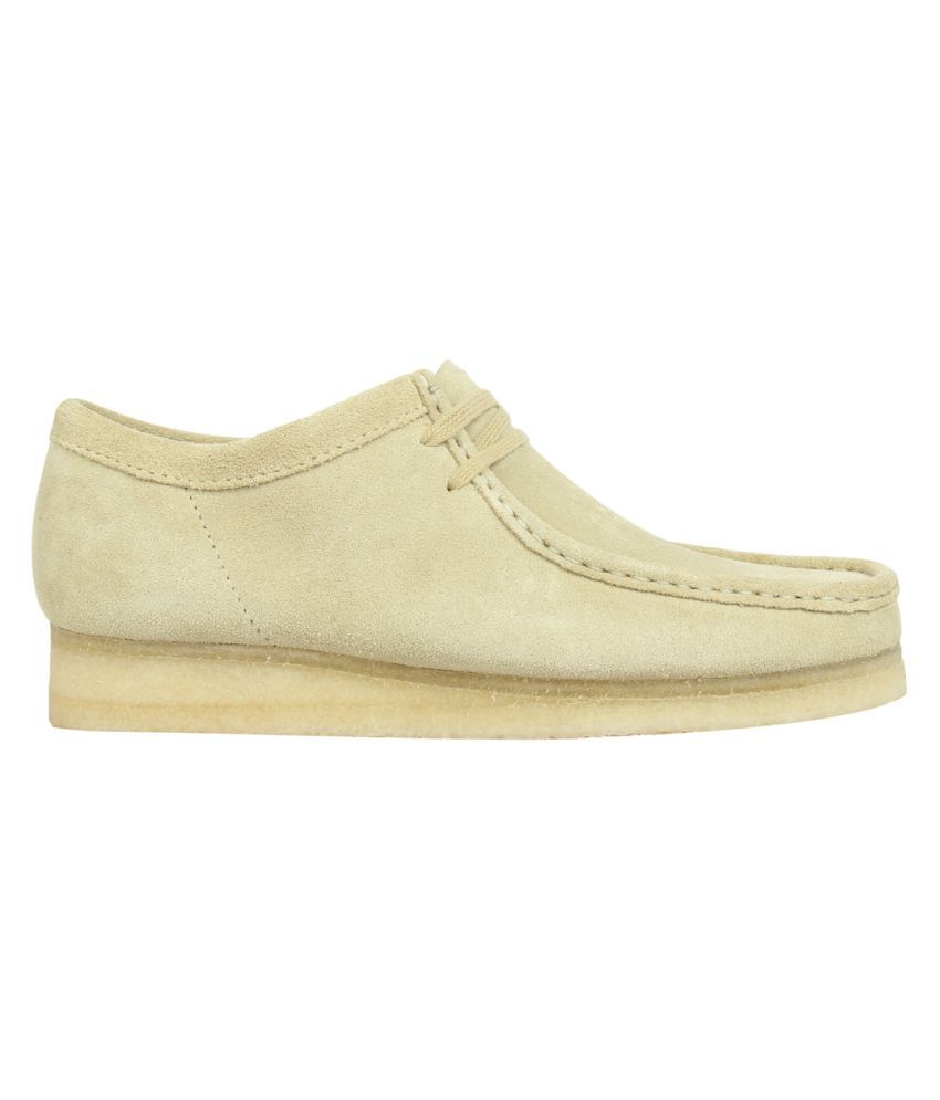 clarks beige
