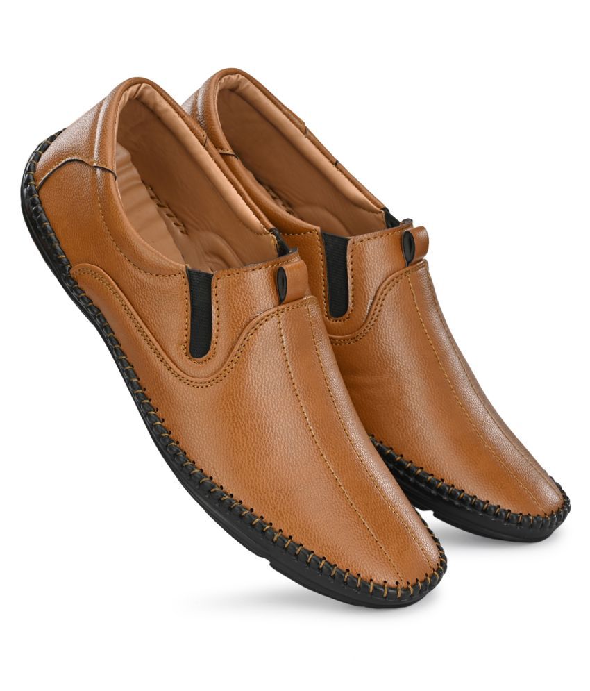 mactree casual shoes