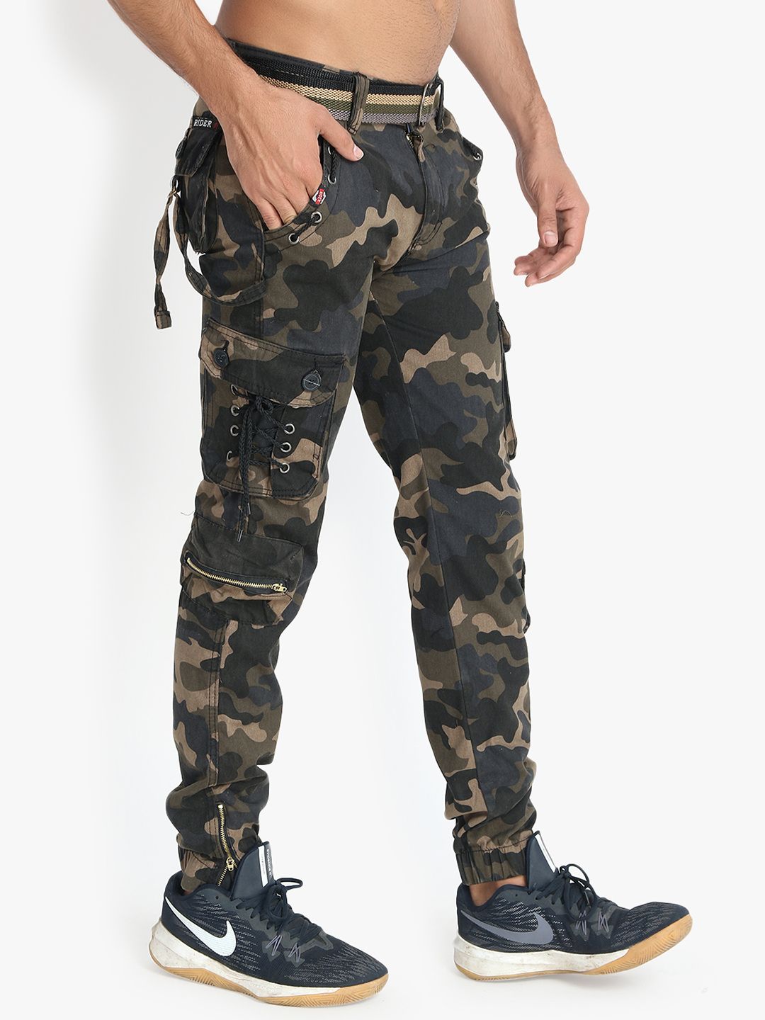 regular fit cargos