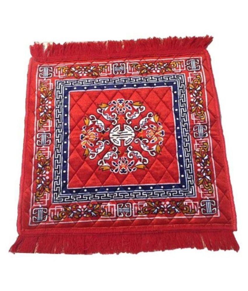 LooMantha Maroon Single Prayer Mat Buy LooMantha Maroon Single Prayer Mat Online at Low Price