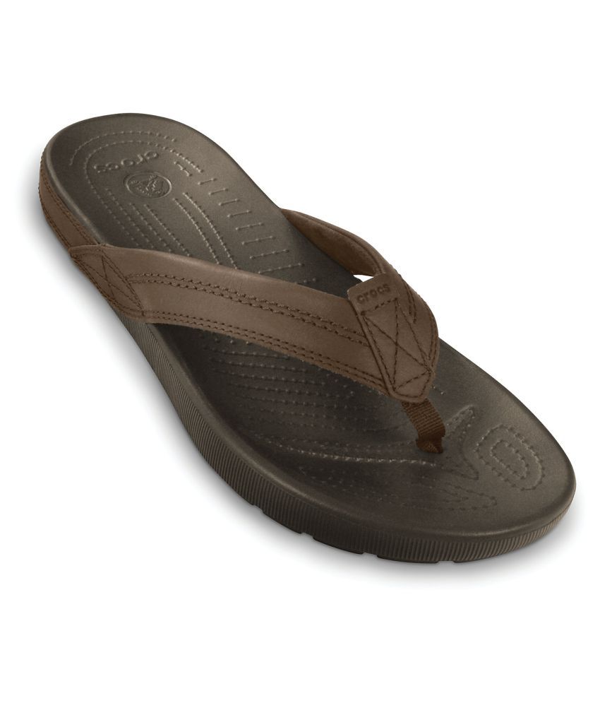 brown crocs flip flops