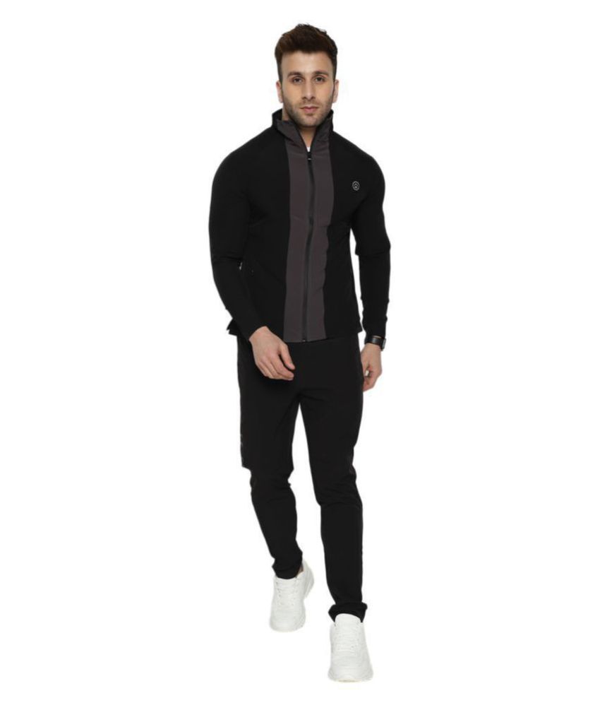 men's athletic jogging suits