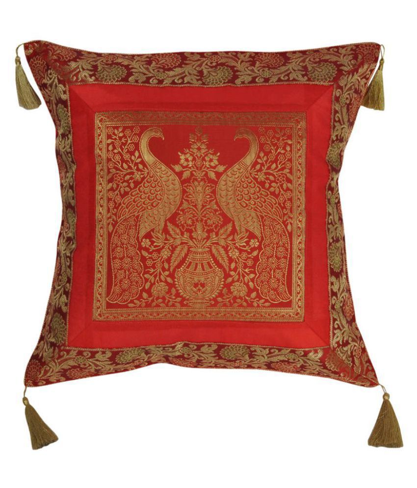 Lalhaveli Single Red Pillow Cover