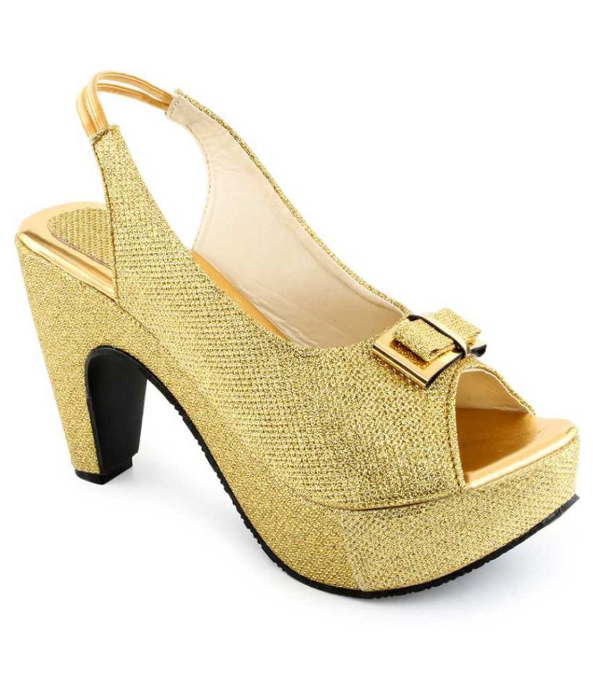Shoe Lab Gold Wedges Heels Price In India Buy Shoe Lab Gold Wedges