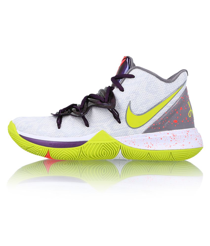 nike kyrie snapdeal