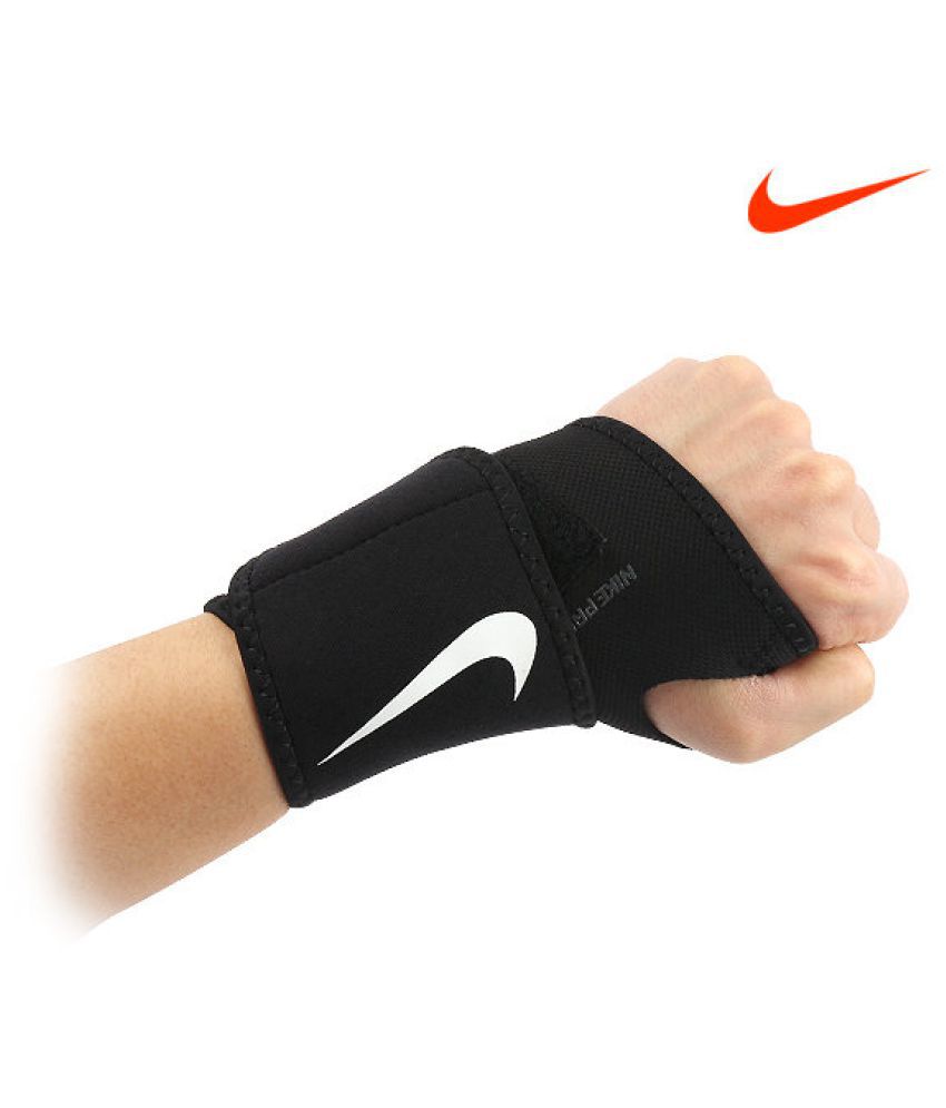 nike pro combat wrist and thumb wrap 2.0