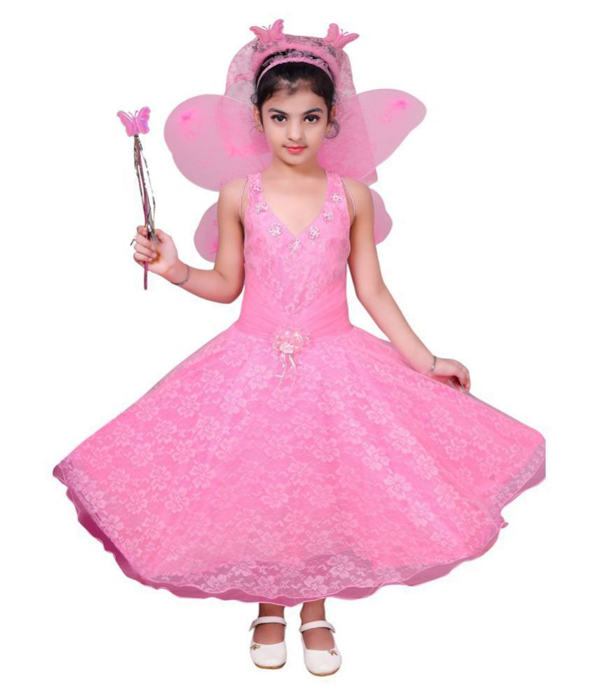 pari costume